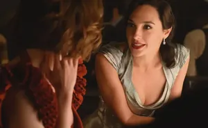 网飞一口气放出3集,阿加莎冷门佳作!