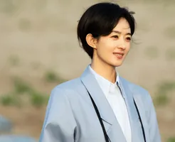 迪丽热巴要给赵丽颖当&ldquo;配角&rdquo;，却被指与杨紫的《生命树》撞发型