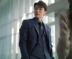 开播5集口碑大爆,王玉雯陈星旭CP感拉满,鹅厂又甩出硬核王炸剧