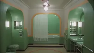 在大银幕上看《闪灵》更吓人了！