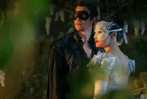 Netflix这一脱，发生禁忌之恋，又爆了！