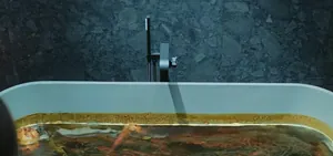 第一集就要打码，这部新剧太炸裂了