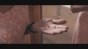 第一集就得打码,网飞新剧太狗血了