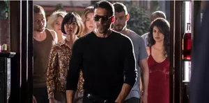 Netflix这一脱，这部限制级美剧，直接爆了