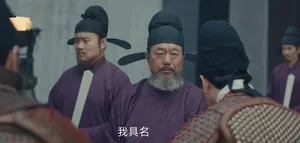 从站迎郭威入汴梁到跪迎郭威曲阜归，冯道先是尊重，后是尊敬