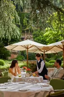 艾米丽意大利篇，才是殿堂级奢华酒店的收割机