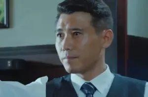 才播2集，口碑就爆了，这部谍战剧让我熬夜狂追！