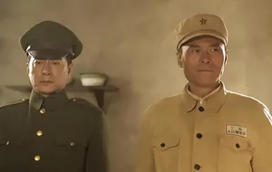 看完《当祖国需要我们的时候》，我承认：它拉高了历史剧的门槛